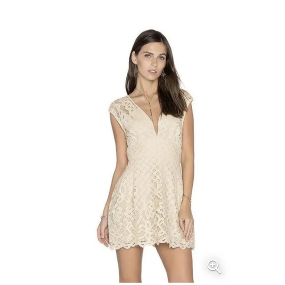 Free People Dresses & Skirts - FREE PEOPLE ONE IN A MILLION LOVERS LACE MINI DRESS SIZE 10